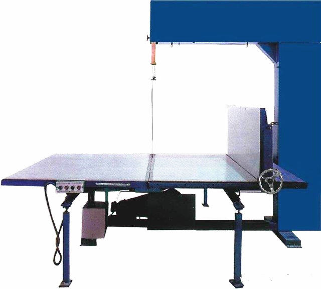 Manual Polyurethane Foam Cutting Equipment , Sponge Cutting Machine For
