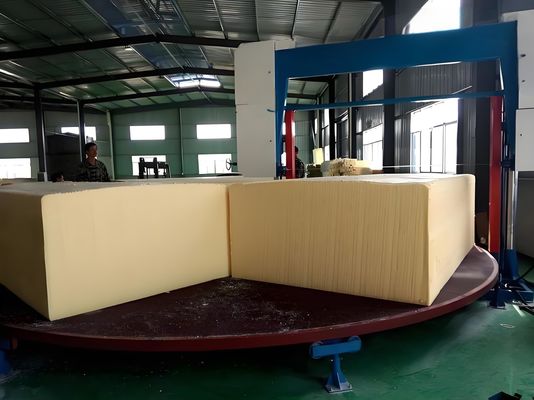 Speed Mitsubishi Servo Motors Foam Cutter With 1650mm Blade Length