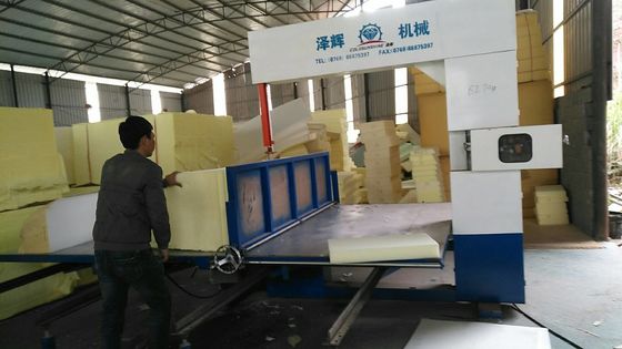 Vertical Polyurethane Mattress Foam Cutting Machine Fast Wire Semi Automatic